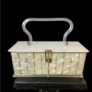 Rare Vintage Llewellyn Inc NYC woven Lucite Handbag